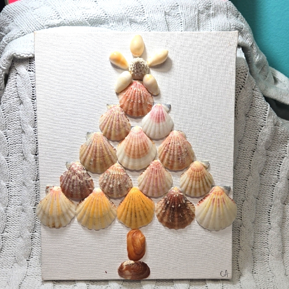New! Hand Crafted Seashell Christmas Tree Wall Art
